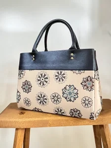 完成品のバッグ